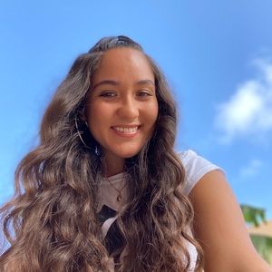 Meet your Posher, Ariadna